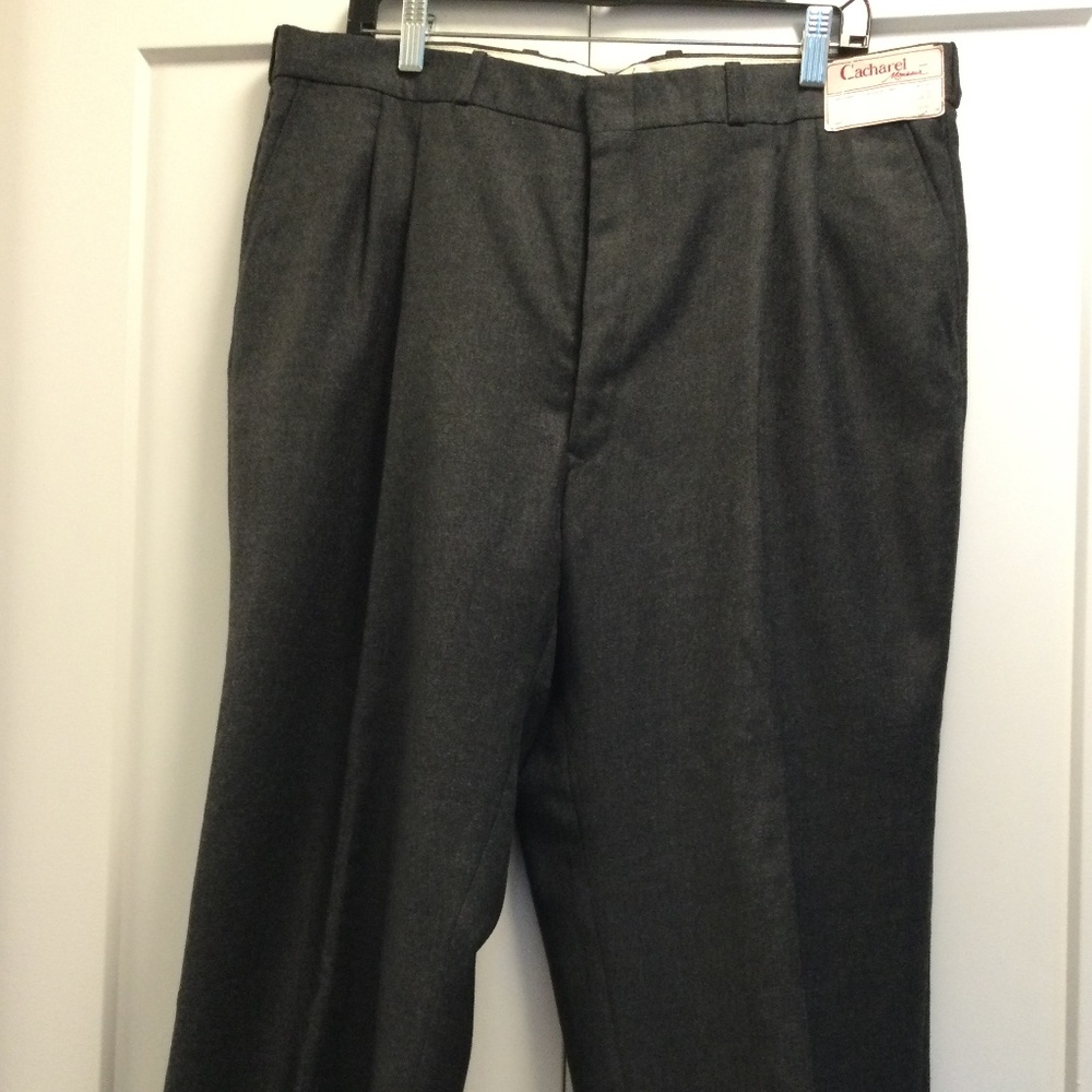 NWT Beautiful Mens 100% Wool Dress Pants